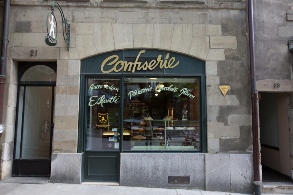 Façade de la confiserie-pâtisserie Hautlé à Genève