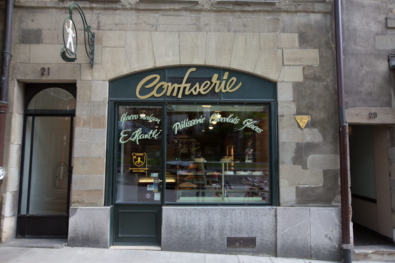 Façade boutique - Hautlé, Confiserie-Pâtisserie à Genève